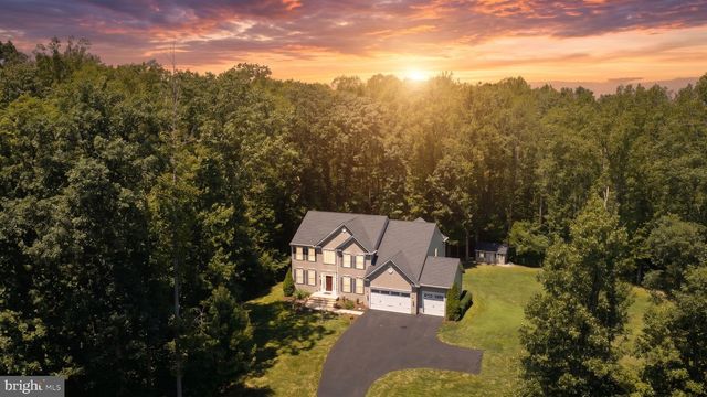 196 MCPHERSON DR, Fredericksburg, VA 22406
