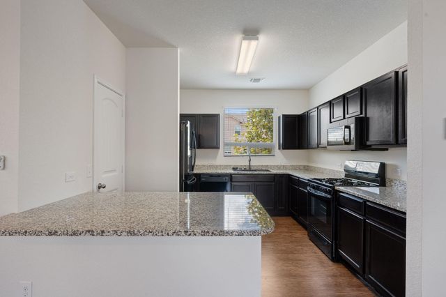 15200 Harkness PASS, Austin, TX 78725