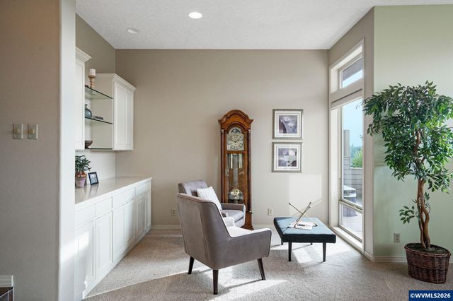 918 Hazeltine Av SE, Salem, OR 97306