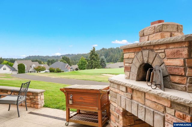 918 Hazeltine Av SE, Salem, OR 97306