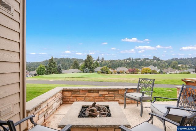 918 Hazeltine Av SE, Salem, OR 97306