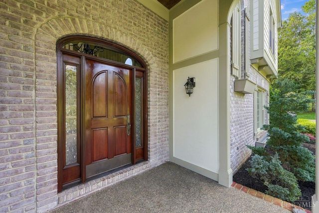 8575 Sleepy Hollow Drive, Indian Hill, OH 45243