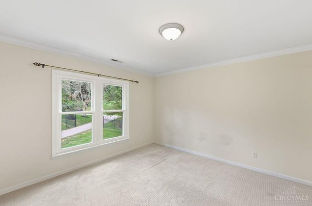 8575 Sleepy Hollow Drive, Indian Hill, OH 45243