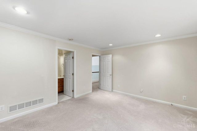 8575 Sleepy Hollow Drive, Indian Hill, OH 45243