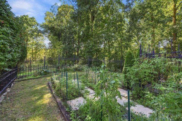 8575 Sleepy Hollow Drive, Indian Hill, OH 45243