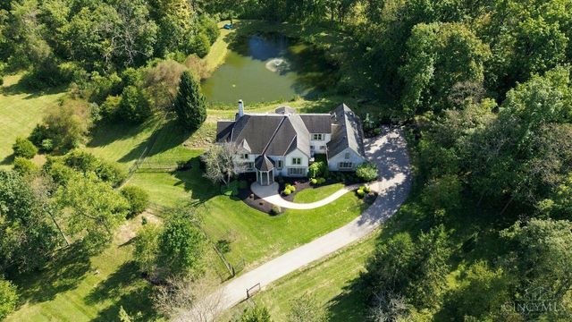 8575 Sleepy Hollow Drive, Indian Hill, OH 45243