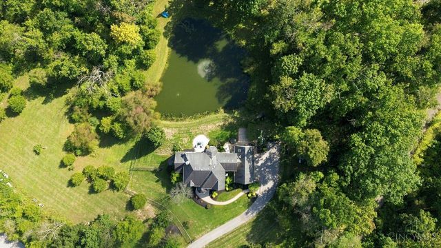 8575 Sleepy Hollow Drive, Indian Hill, OH 45243