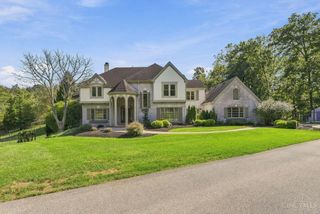 8575 Sleepy Hollow Drive, Indian Hill, OH 45243