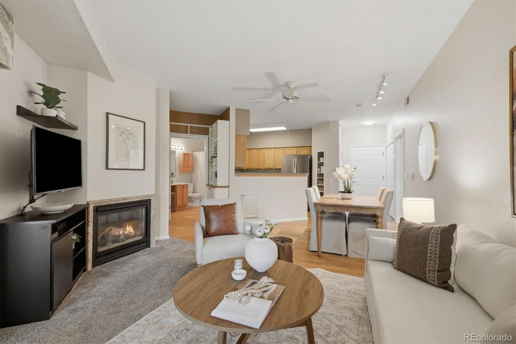 Image 13 of property listing at 2896 W Riverwalk Circle A 309, Littleton, CO 80123