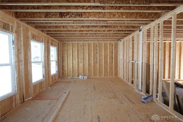 443 Crossing Lane 8290, Miami Twp, OH 45449