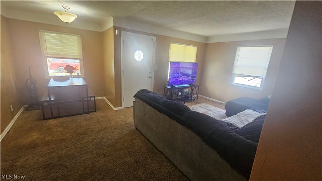 12332 Park Knoll Drive, Garfield Heights, OH 44125