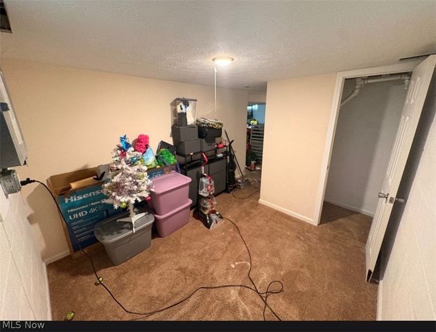 12332 Park Knoll Drive, Garfield Heights, OH 44125
