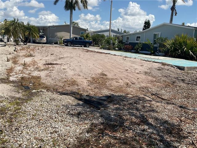 7156 Cobiac DR, St. James City, FL 33956