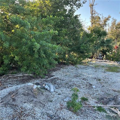 7156 Cobiac DR, St. James City, FL 33956