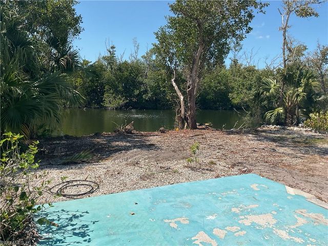 7156 Cobiac DR, St. James City, FL 33956