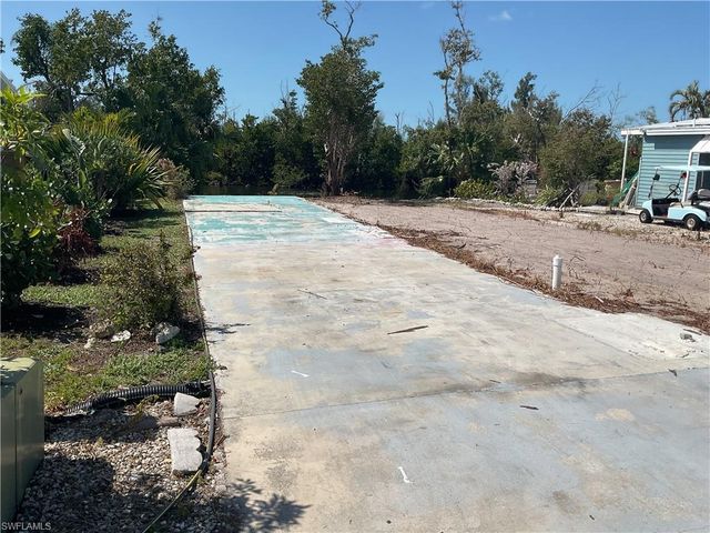 7156 Cobiac DR, St. James City, FL 33956