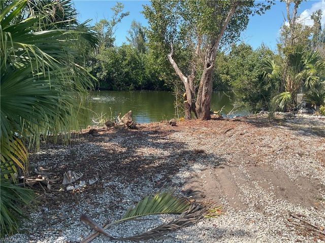 7156 Cobiac DR, St. James City, FL 33956