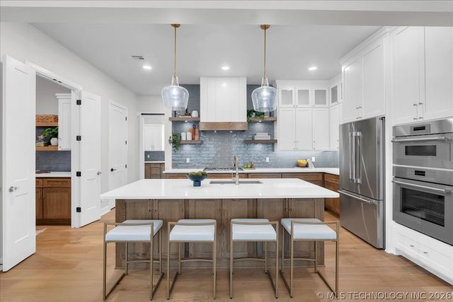 1207 N 71st Place, Broken Arrow, OK 74014