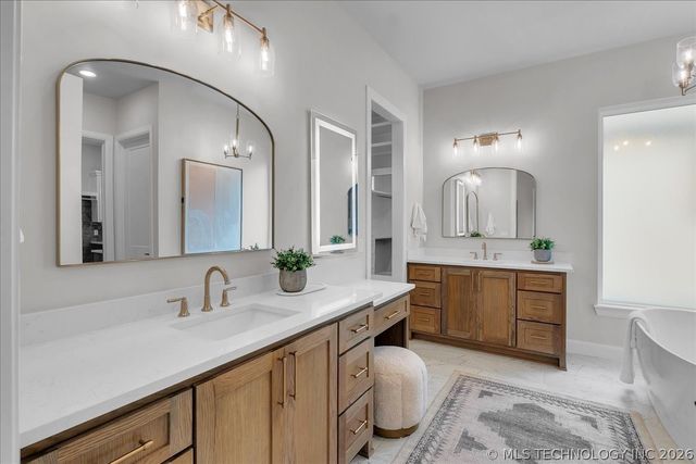 1207 N 71st Place, Broken Arrow, OK 74014