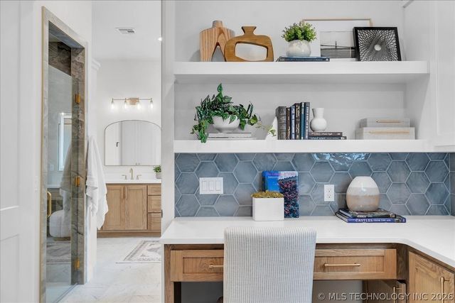 1207 N 71st Place, Broken Arrow, OK 74014