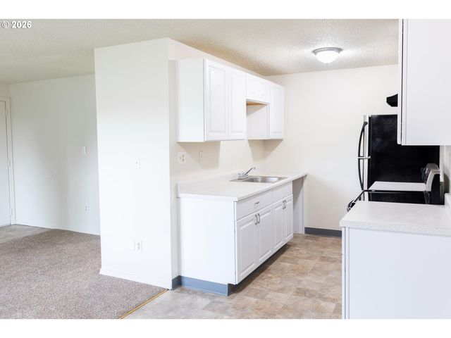 8856 Se JANNSEN Rd, Clackamas, OR 97015