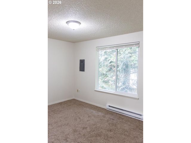 8856 Se JANNSEN Rd, Clackamas, OR 97015