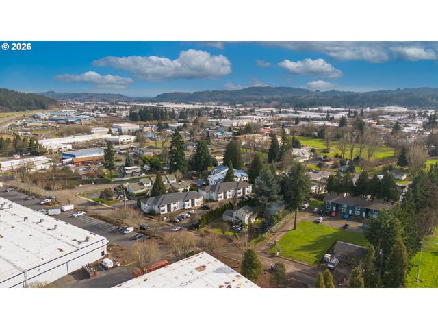 8856 Se JANNSEN Rd, Clackamas, OR 97015