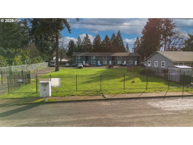 8856 Se JANNSEN Rd, Clackamas, OR 97015