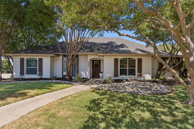901 Autumn Lake Drive, Allen, TX 75002