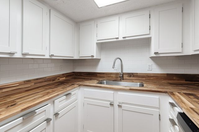 21 Vaughns Gap Rd Apt 23, Nashville, TN 37205
