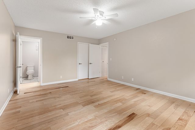 21 Vaughns Gap Rd Apt 23, Nashville, TN 37205