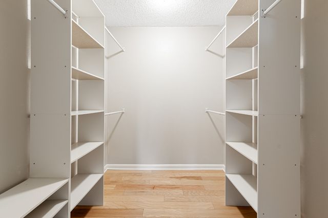 21 Vaughns Gap Rd Apt 23, Nashville, TN 37205