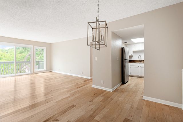 21 Vaughns Gap Rd Apt 23, Nashville, TN 37205