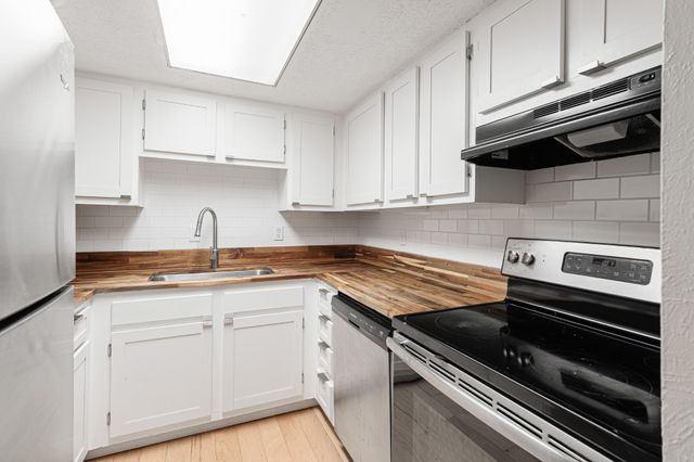 21 Vaughns Gap Rd Apt 23, Nashville, TN 37205