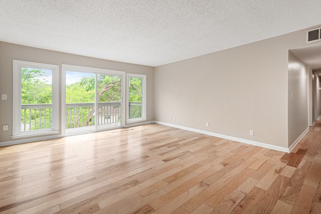 21 Vaughns Gap Rd Apt 23, Nashville, TN 37205