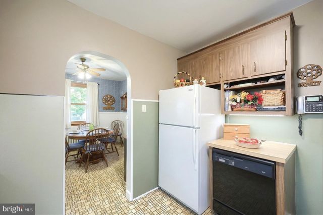 141 EVERGREEN LN, York, PA 17408