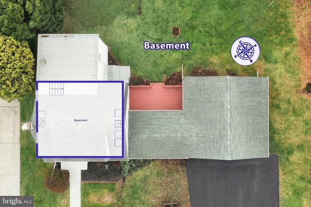 141 EVERGREEN LN, York, PA 17408