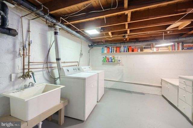 141 EVERGREEN LN, York, PA 17408