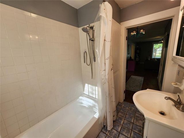 300 W 12TH STREET, Sanford, FL 32771