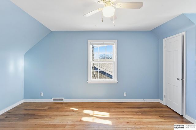 5020 Bedford Avenue, Omaha, NE 68104