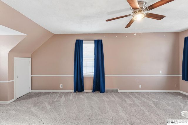 5020 Bedford Avenue, Omaha, NE 68104