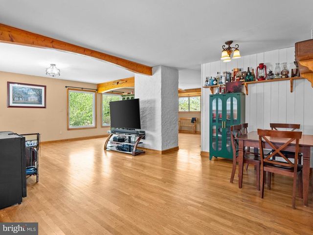 8396 RIXEYVILLE RD, Rixeyville, VA 22737