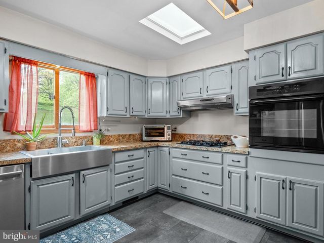 8396 RIXEYVILLE RD, Rixeyville, VA 22737