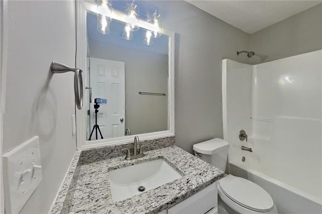 4087 Rosebud Park Drive, Snellville, GA 30039