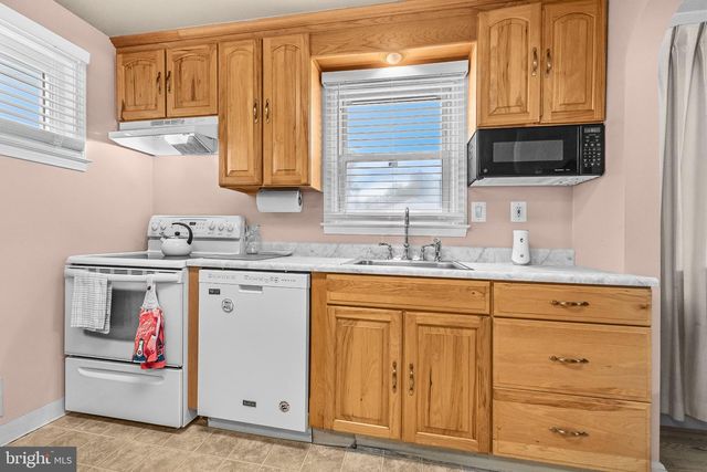 312 4TH AVE, Halethorpe, MD 21227