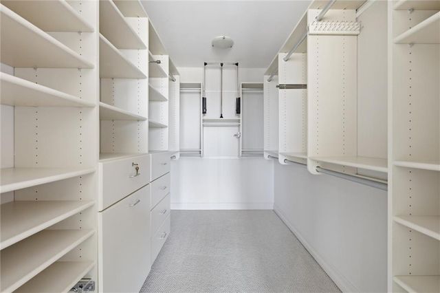 4950 Central Street 702, Kansas City, MO 64112