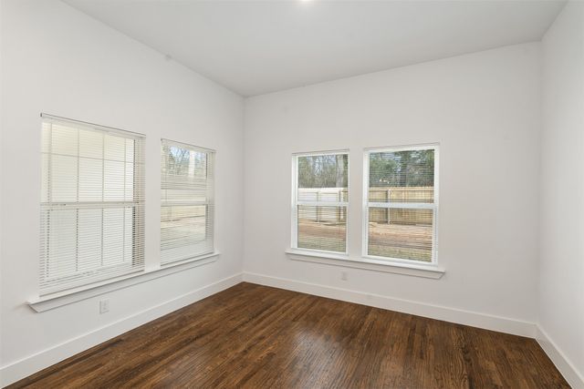 102 Channelview, Trinidad, TX 75163