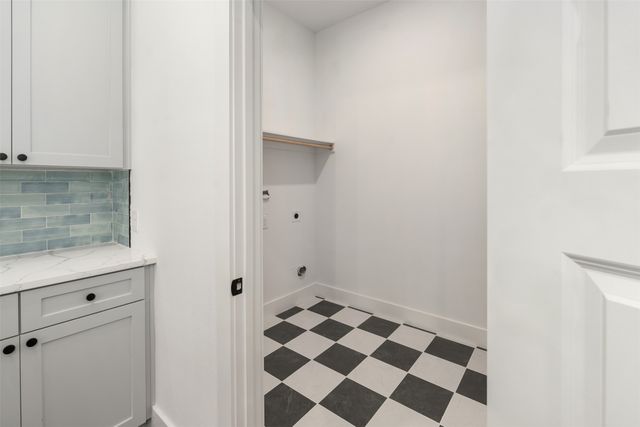 102 Channelview, Trinidad, TX 75163