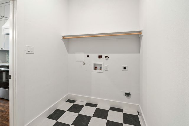 102 Channelview, Trinidad, TX 75163