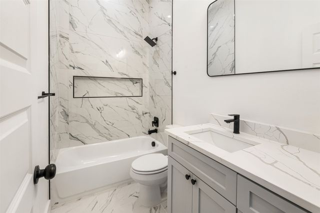 102 Channelview, Trinidad, TX 75163